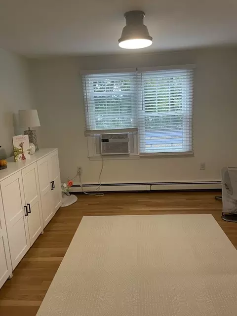 55 Caesar Chelor Dr, Wrentham, MA 02093 photo 8