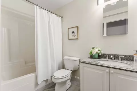 4 Charlesgate E #302, Boston, MA 02215 photo 12