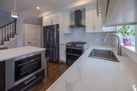 82 Albano St, Boston, MA 02131