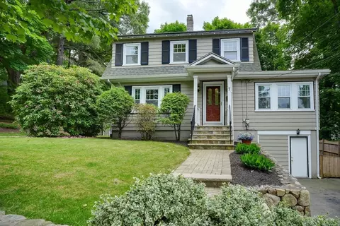 7 Broadway, Stoneham, MA 02180