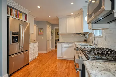 7 Broadway, Stoneham, MA 02180 photo 8