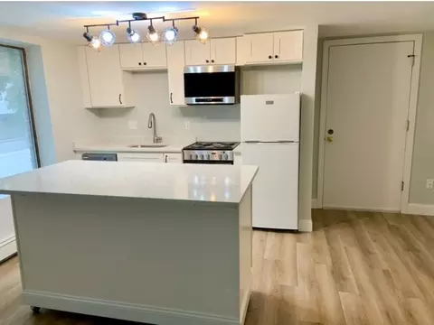 3 Richardson St #B4, Wakefield, MA 01880
