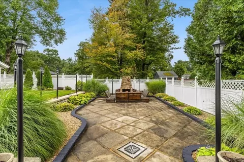 Exterior - 112 Sully Rd, Raynham, MA 02767 photo 6 of 12