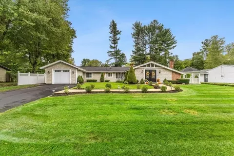 112 Sully Rd, Raynham, MA 02767