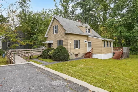 62 Tory Fort Ln, Worcester, MA 01602