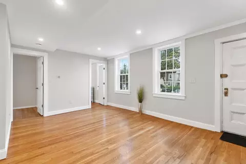 40 Middle St #1, Gloucester, MA 01930 photo 7