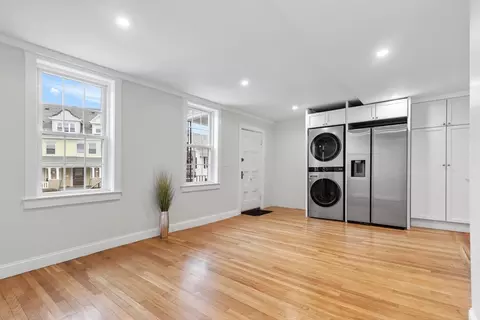 40 Middle St #1, Gloucester, MA 01930 photo 8
