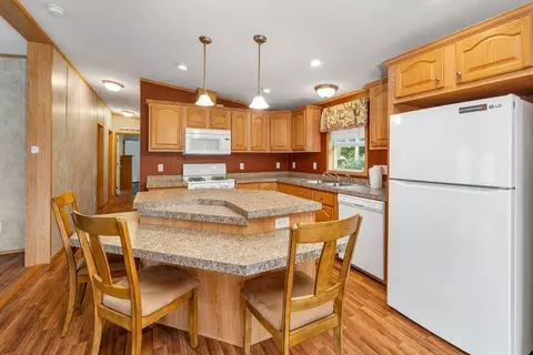 401 King Arthur Ct, Exeter, NH 03833 photo 10