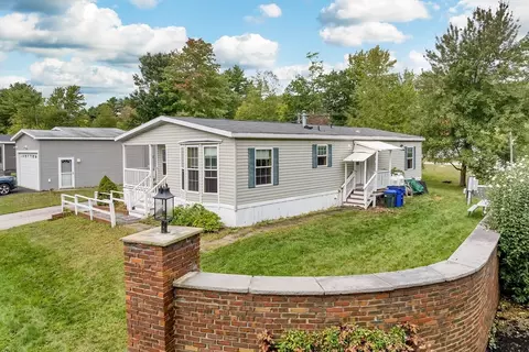 401 King Arthur Ct, Exeter, NH 03833 photo 5