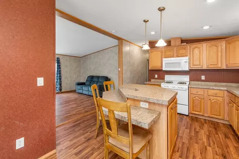 401 King Arthur Ct, Exeter, NH 03833 photo 11