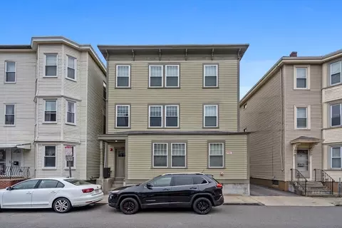 33 Merriam St, Somerville, MA 02143