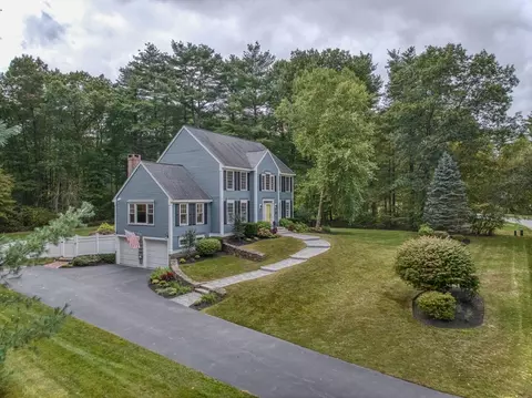 Exterior - 5 Stone Row Ln, Georgetown, MA 01833 photo 3 of 11