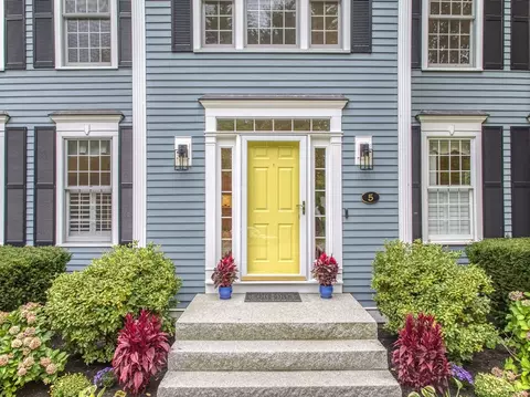 Exterior - 5 Stone Row Ln, Georgetown, MA 01833 photo 4 of 11