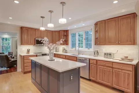 Kitchen - 5 Stone Row Ln, Georgetown, MA 01833 photo 1 of 5