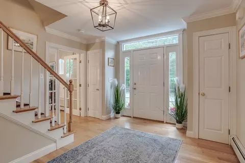 Entry Way - 5 Stone Row Ln, Georgetown, MA 01833 photo 3 of 5