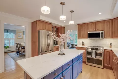 Kitchen - 5 Stone Row Ln, Georgetown, MA 01833 photo 3 of 5