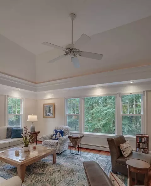 Living - 5 Stone Row Ln, Georgetown, MA 01833 photo 5 of 7