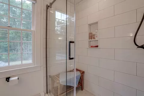 Bath - 5 Stone Row Ln, Georgetown, MA 01833 photo 2 of 3