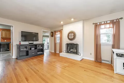 75 Rosemary Dr, Springfield, MA 01119 photo 10