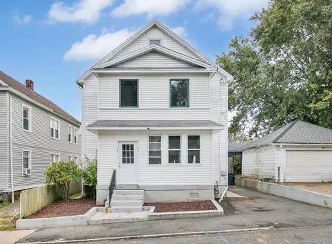 92-94 Hamburg St, Springfield, MA 01107
