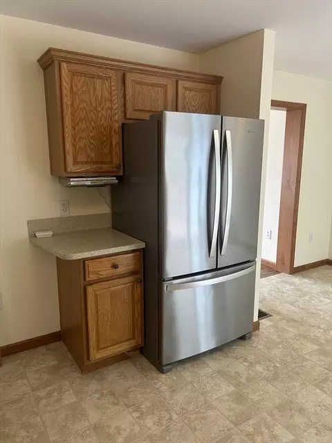 23 Arrowsic St, Worcester, MA 01606 photo 9