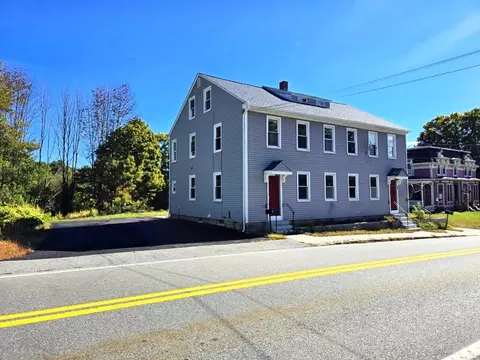 445 Putnam Hl, Sutton, MA 01590