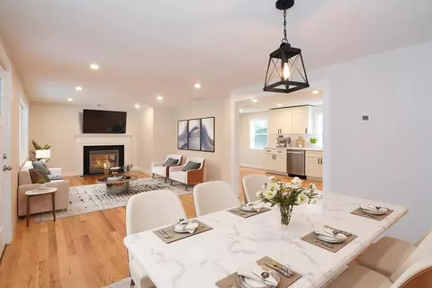 105 Spring St, Shrewsbury, MA 01545