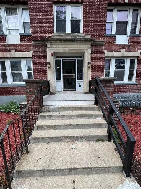 70-74 Grenada Ter, Springfield, MA 01108 photo 8