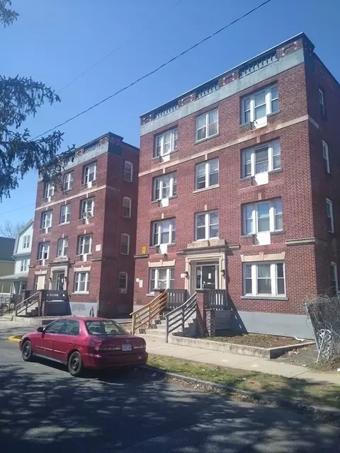 70-74 Grenada Ter, Springfield, MA 01108 photo 3
