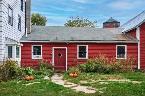 Exterior - 12 N Central St, Plainfield, MA 01070 photo 6 of 10