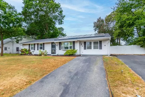 Exterior - 20 Camardo Dr, Wareham, MA 02571 photo 3 of 6