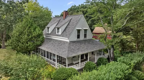 18 Puritan Rd, Duxbury, MA 02332