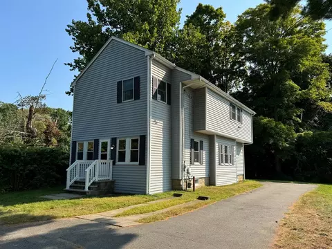 1 High St Ext, Taunton, MA 02780