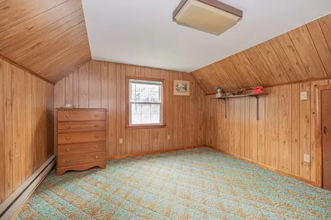 Bedroom - 1 Fairview Ave, Ashburnham, MA 01430 photo 4 of 5