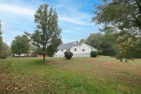 Exterior - 1 Fairview Ave, Ashburnham, MA 01430 photo 2 of 3