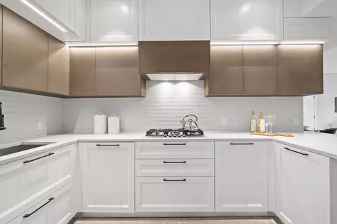 69 Walnut St #10A, Brookline, MA 02445 photo 9