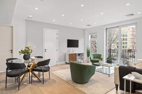 69 Walnut St #10A, Brookline, MA 02445