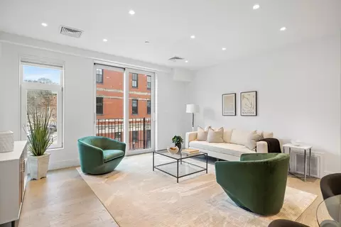 69 Walnut St #10A, Brookline, MA 02445 photo 4