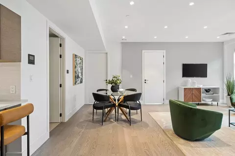 69 Walnut St #10A, Brookline, MA 02445 photo 2