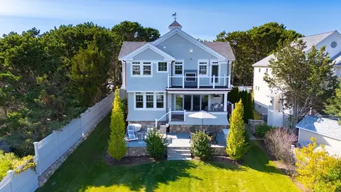 424 Monomoscoy, Mashpee, MA 02649 photo 5