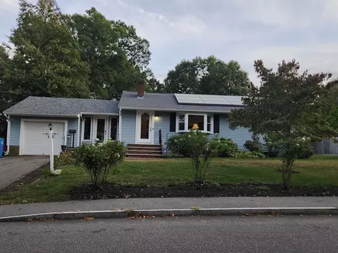 170 Forest St, Whitman, MA 02382