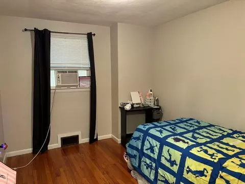 Bedroom - 81 Brickett St, Springfield, MA 01119 photo 2 of 3