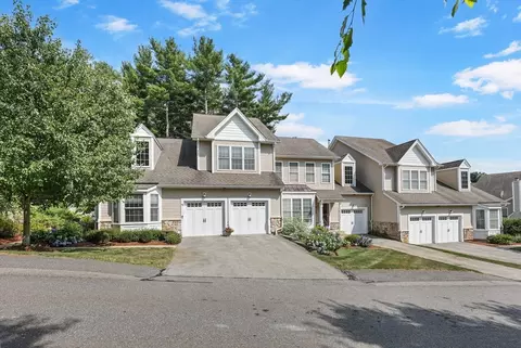 68 Pondside Dr #68, Bolton, MA 01740