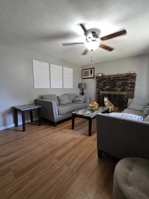 Living - 220 Casey Dr, Chicopee, MA 01020 photo 2 of 2