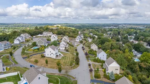View/Area - 15 Overlook Dr, Danvers, MA 01923 photo 2 of 3