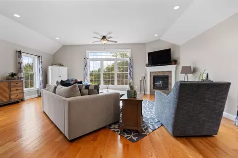 Living - 15 Overlook Dr, Danvers, MA 01923 photo 1 of 1