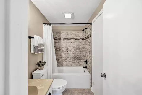 174 Lowell Rd #49, Mashpee, MA 02649 photo 34