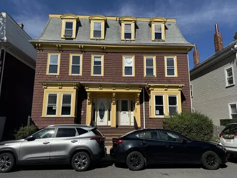 594-596 E 7th St, Boston, MA 02127