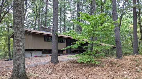41 Belvedere Rd, Boxford, MA 01921