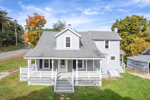 82 Main St, Blandford, MA 01008